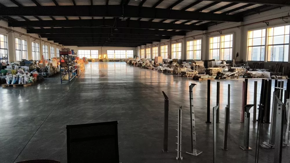 Glass Balcony Railing