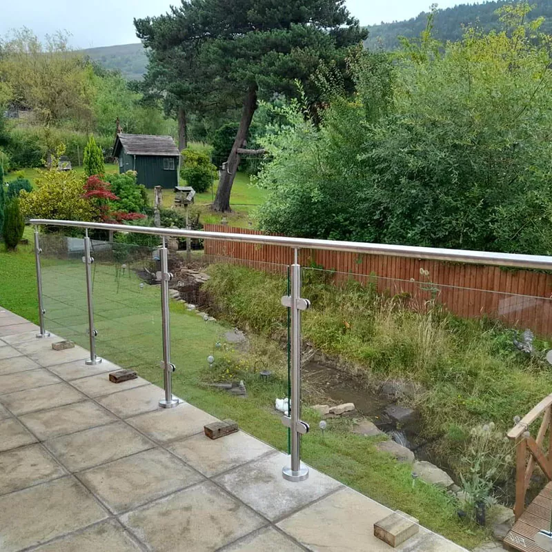 Handlauf aus Edelstahlglas